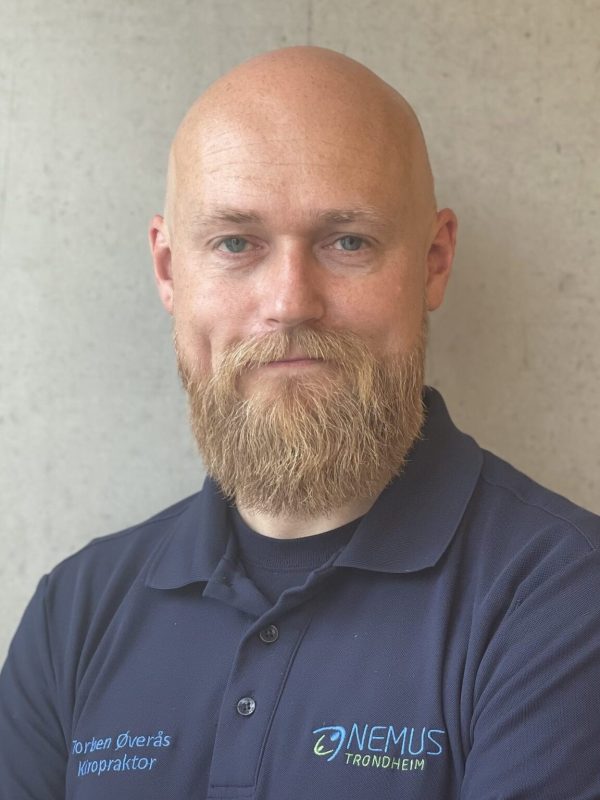 Portrett-TO-I-korrigert-1536x2048